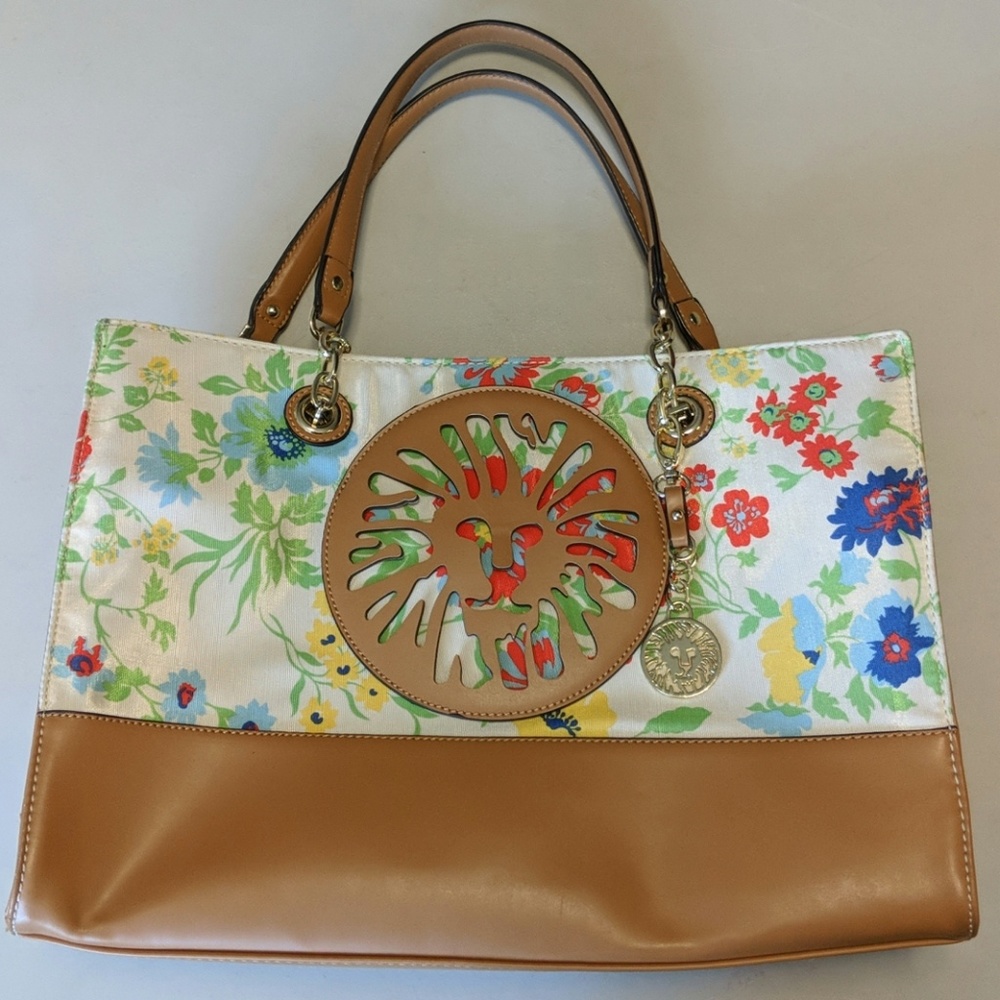 Purses, Purses & More Purses! - image 7